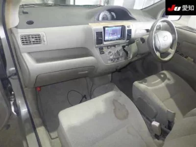 Toyota RAUM