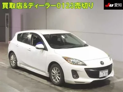 Mazda AXELA