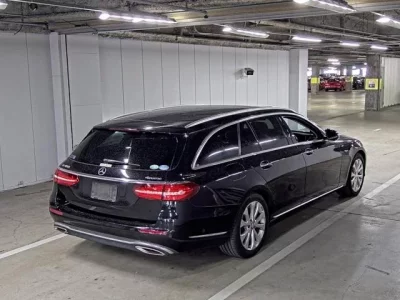 Mercedes-Benz E CLASS WAGON