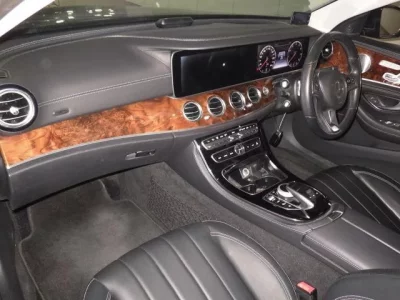 Mercedes-Benz E CLASS WAGON
