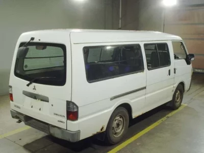 Mitsubishi DELICA