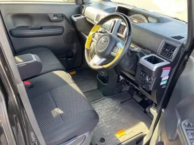 Toyota PIXIS MEGA