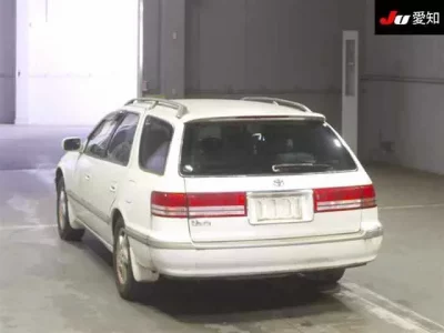 Toyota MARK2 QUALIS