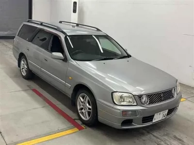 Nissan STAGEA