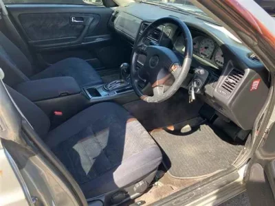 Nissan STAGEA