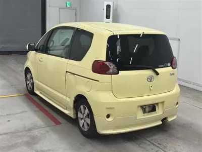 Toyota PORTE