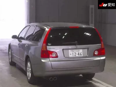 Nissan STAGEA