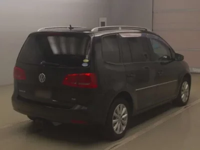 Volkswagen GOLF TOURAN