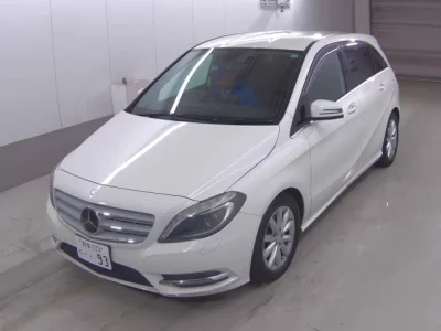 Mercedes-Benz B CLASS