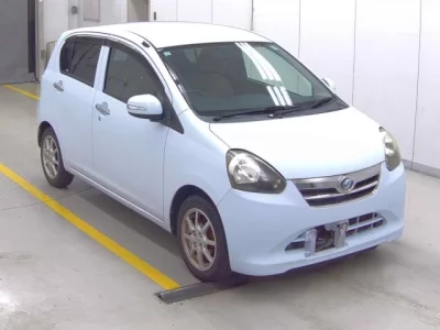 Daihatsu MIRA E S