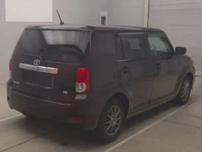 Toyota COROLLA RUMION