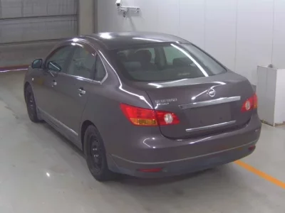 Nissan SYLPHY