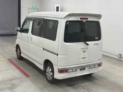 Daihatsu Atrai Wagon