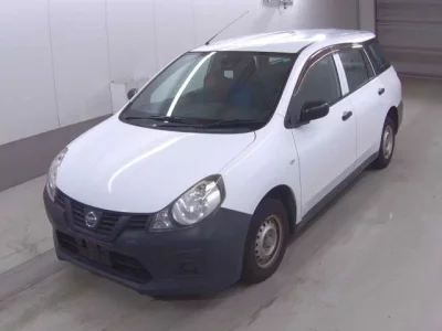 Nissan AD