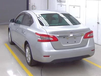 Nissan SYLPHY