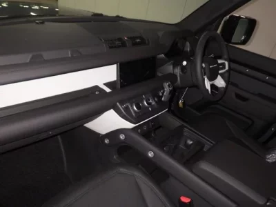 Rover DEFENDER
