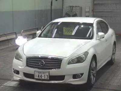 Nissan FUGA