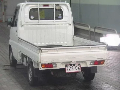 Nissan CLIPPER TRUCK