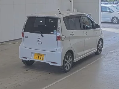 Mitsubishi EK CUSTOM
