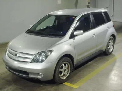 Toyota IST