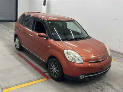 Mazda VERISA