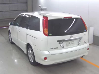 Nissan PRESAGE