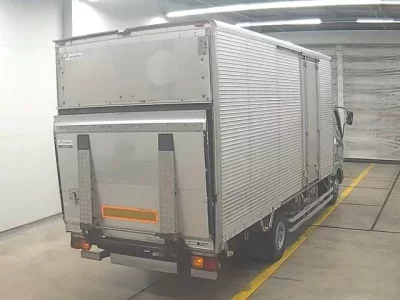 Mitsubishi FUSO FIGHTER