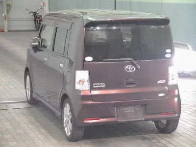 Toyota PIXIS SPACE