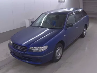 Nissan EXPERT