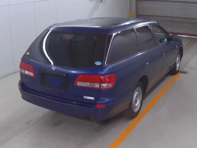 Nissan EXPERT