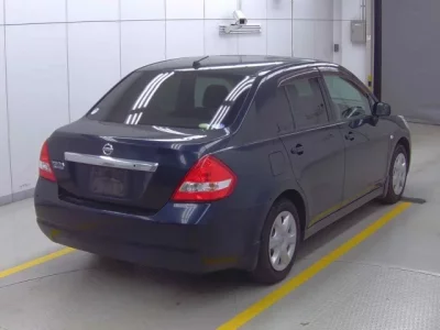 Nissan TIIDA LATIO