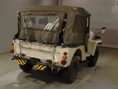 Mitsubishi JEEP