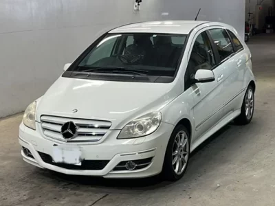 Mercedes-Benz B CLASS