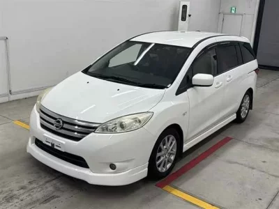 Nissan LAFESTA