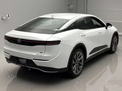 Toyota CROWN CROSSOVER