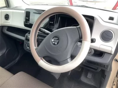Suzuki MRWAGON