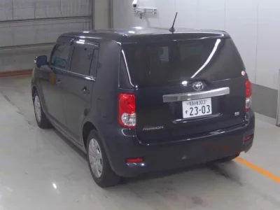 Toyota COROLLA RUMION
