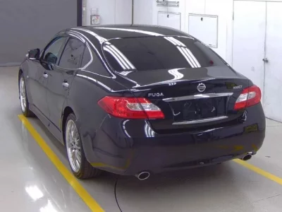 Nissan FUGA