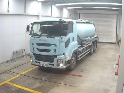 Isuzu TRUCK