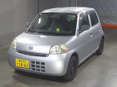 Daihatsu Esse