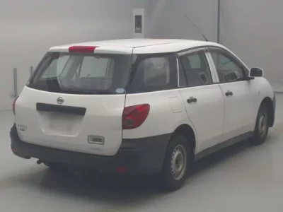 Nissan AD