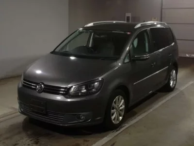 Volkswagen GOLF TOURAN