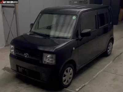 Toyota PIXIS SPACE
