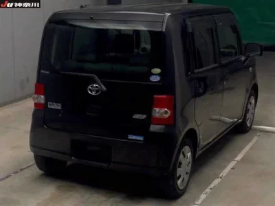 Toyota PIXIS SPACE