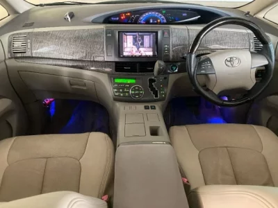 Toyota ESTIMA HYBRID