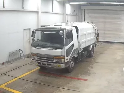 Mitsubishi FUSO FIGHTER