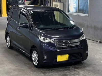 Mitsubishi EK CUSTOM