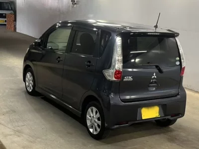 Mitsubishi EK CUSTOM