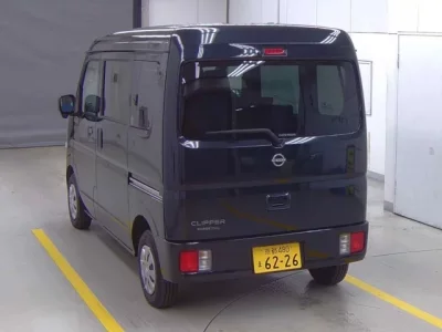 Nissan CLIPPER VAN