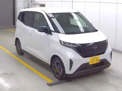 Nissan SAKURA